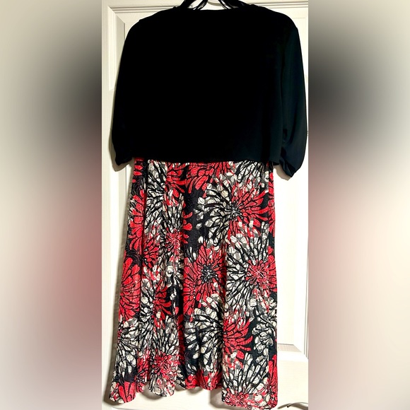 Perceptions New York Sleeveless Dress With Jacket Size: 8 - Picture 2 of 4